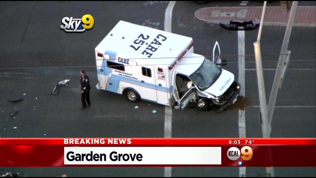 3 Injured In Ambulance Involved Collision In Garden Grove Cbs