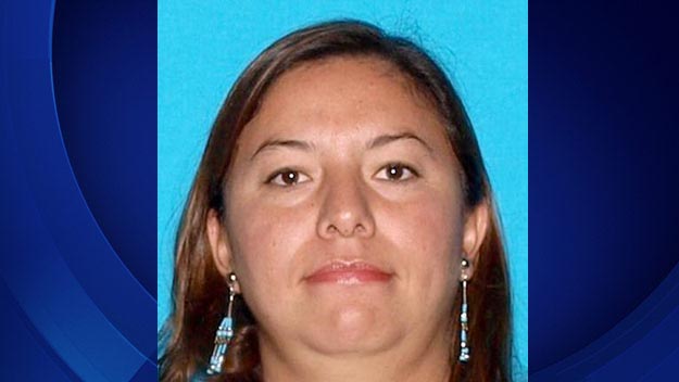 Mujer sospechosa de Victorville arrestada en México en 2015 por asesinar a su esposo;  Sus hijas están a salvo – CBS Los Ángeles