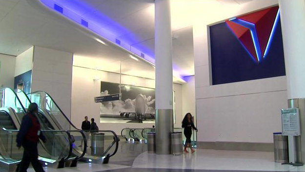Delta Finishes 229 Million Makeover On Lax Terminal Cbs Los Angeles