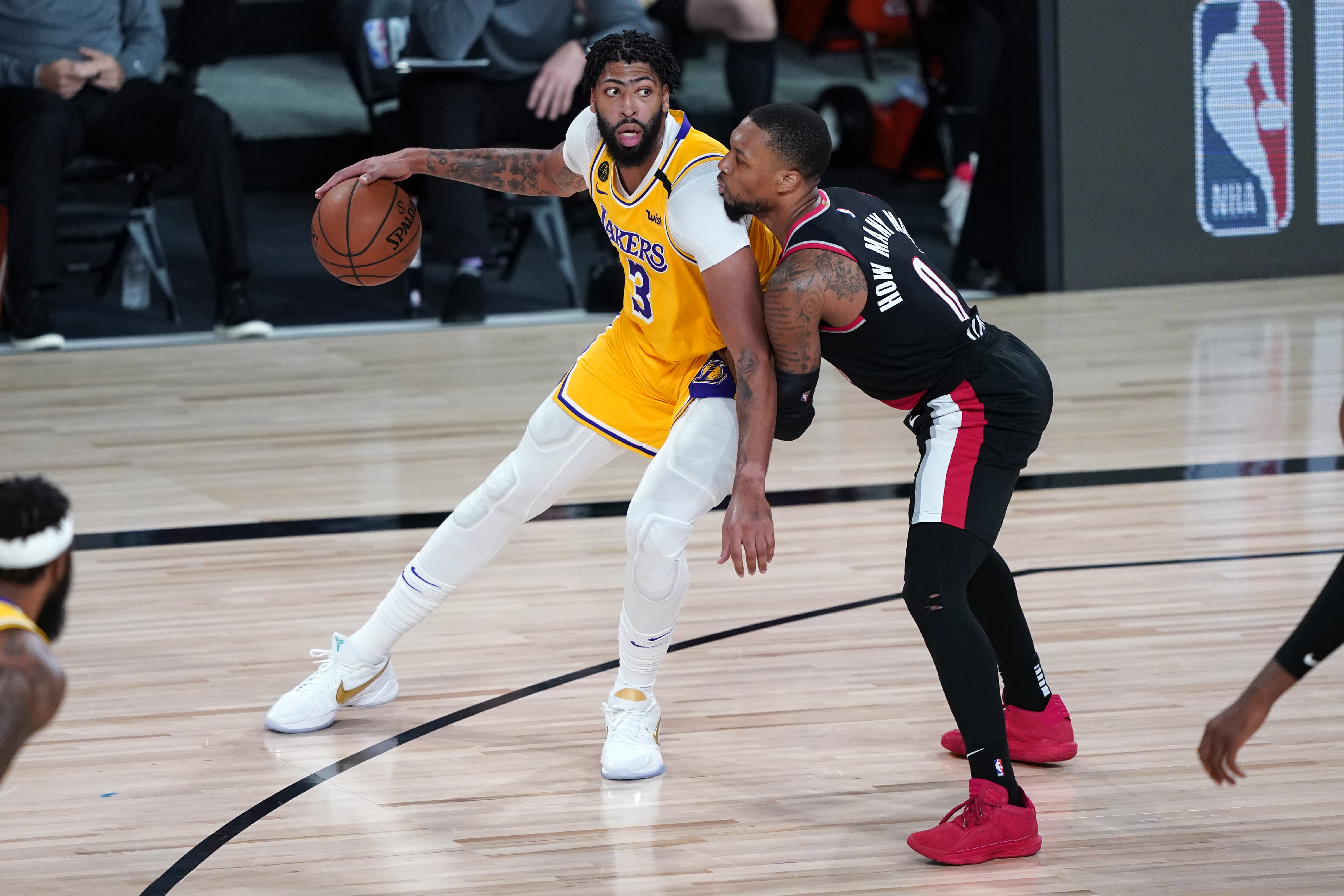 Lillard No 8 Seed Blazers Shock Lakers In Game 1 Of Playoffs Cbs Los Angeles