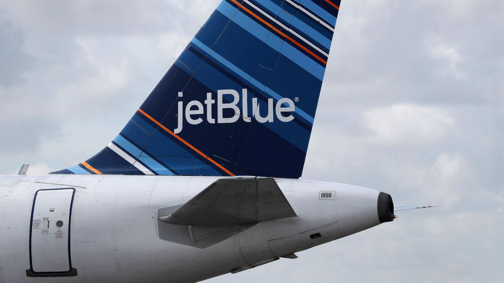 Passenger Accused Of Choking Flight Attendant, Rushing Cockpit On JetBlue Flight