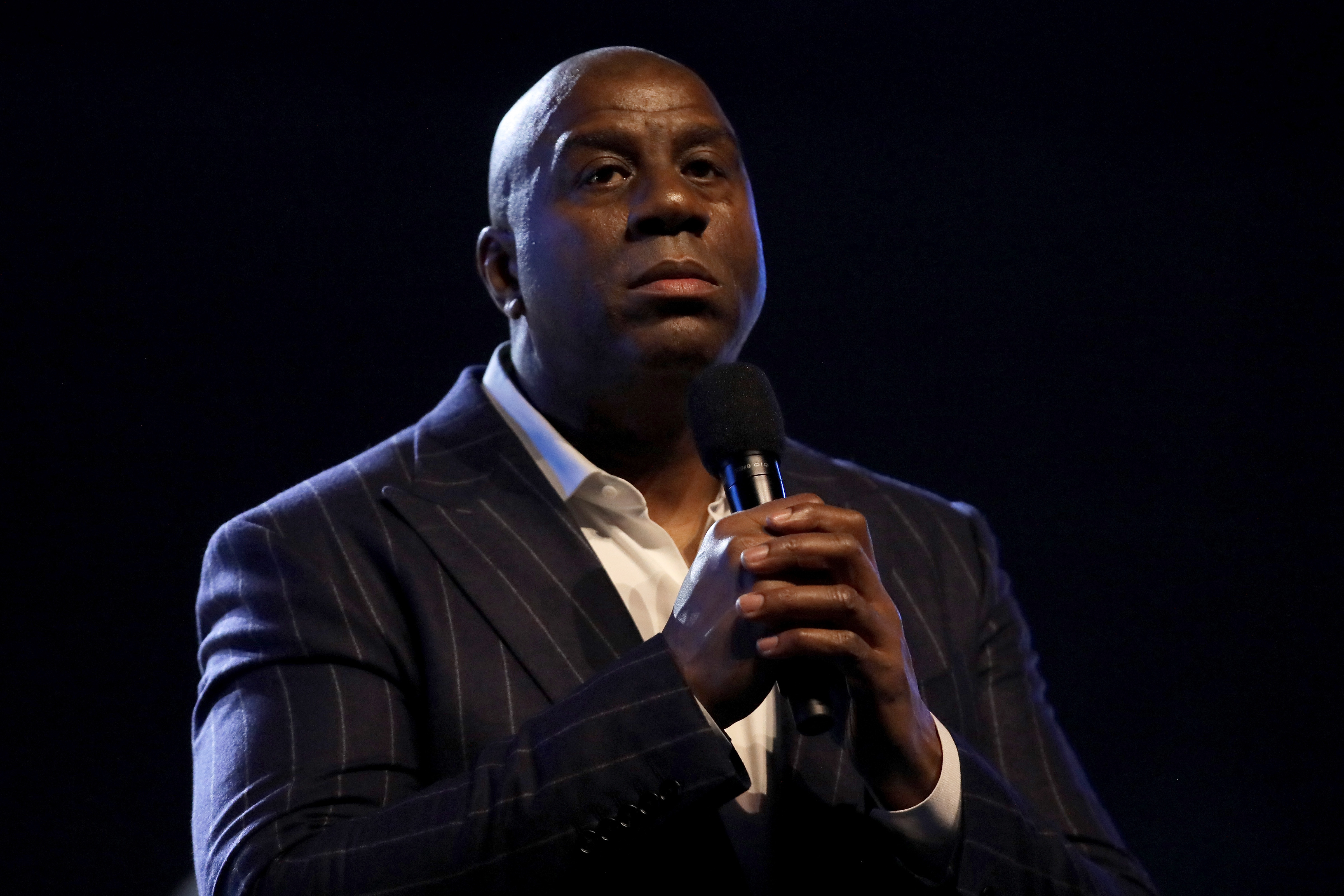 Magic Johnson On Unvaccinated NBA Players: ‘I’d Never Do That To My Teammates’