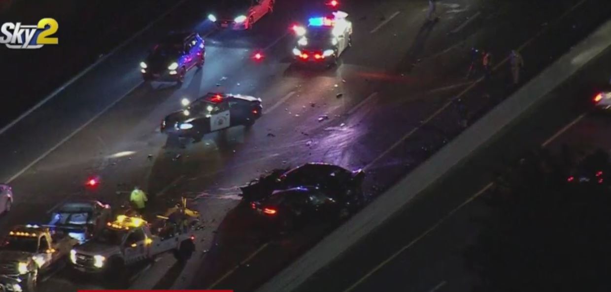 Several Hurt In Wreck On 101 Freeway In Woodland Hills