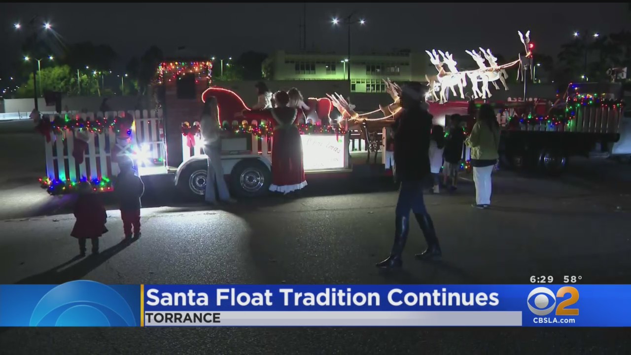 Santa Float Returns To Maple Avenue In Torrance