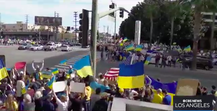 ‘I’m Russian, I’m So Ashamed;’ Hundreds Gather In West LA To Rally For Peace In Ukraine